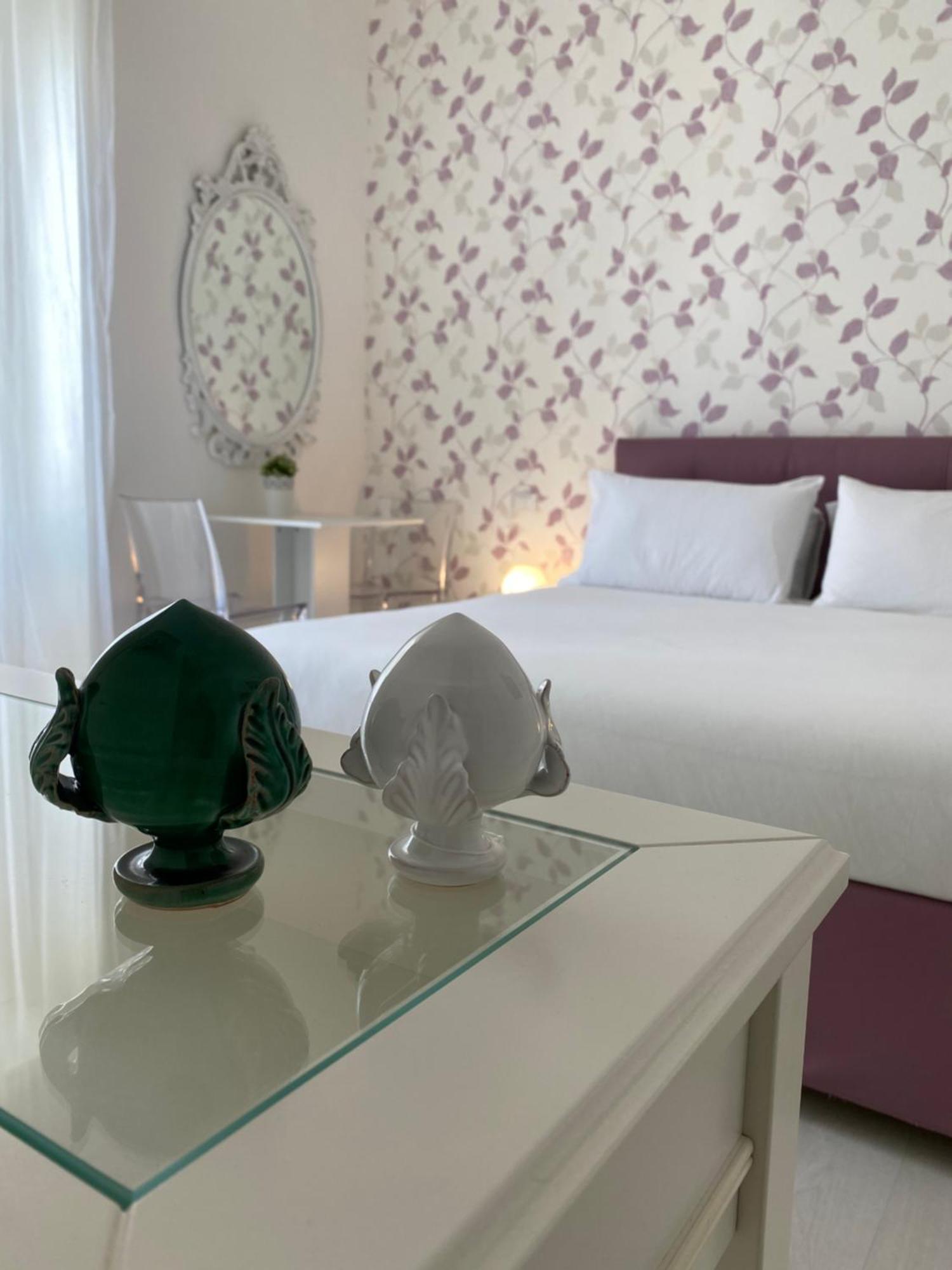 Bed and Breakfast Dai 3 Santi Lecce Exterior foto