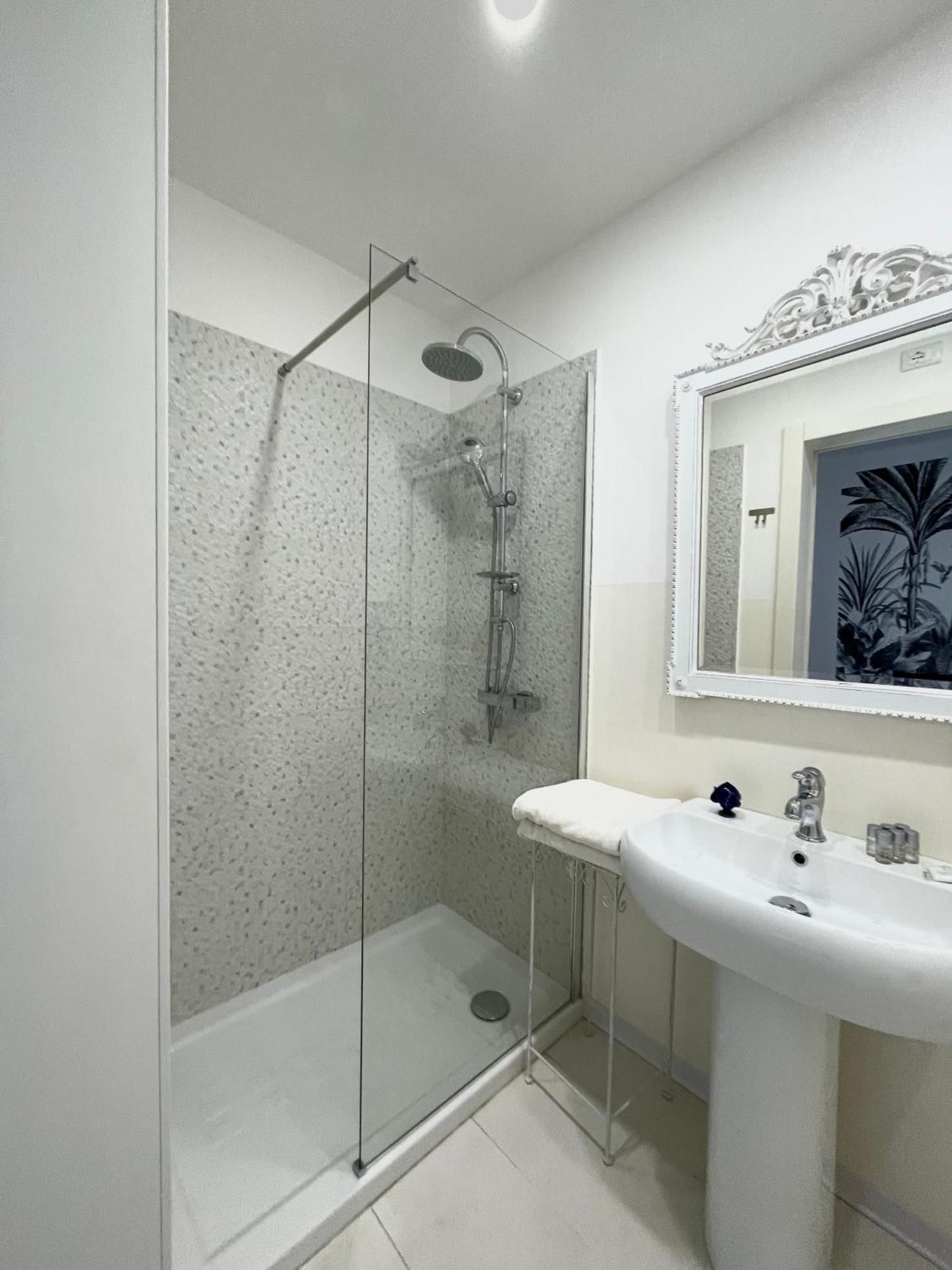 Bed and Breakfast Dai 3 Santi Lecce Exterior foto